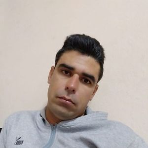 Meet your Posher, Luis